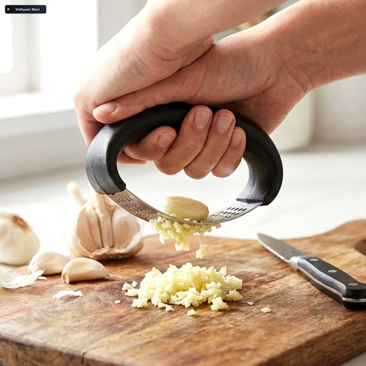 Vidhyant Mart 3 In 1 Kitchen Tool Set Garlic Crusher Tongs Silic 3