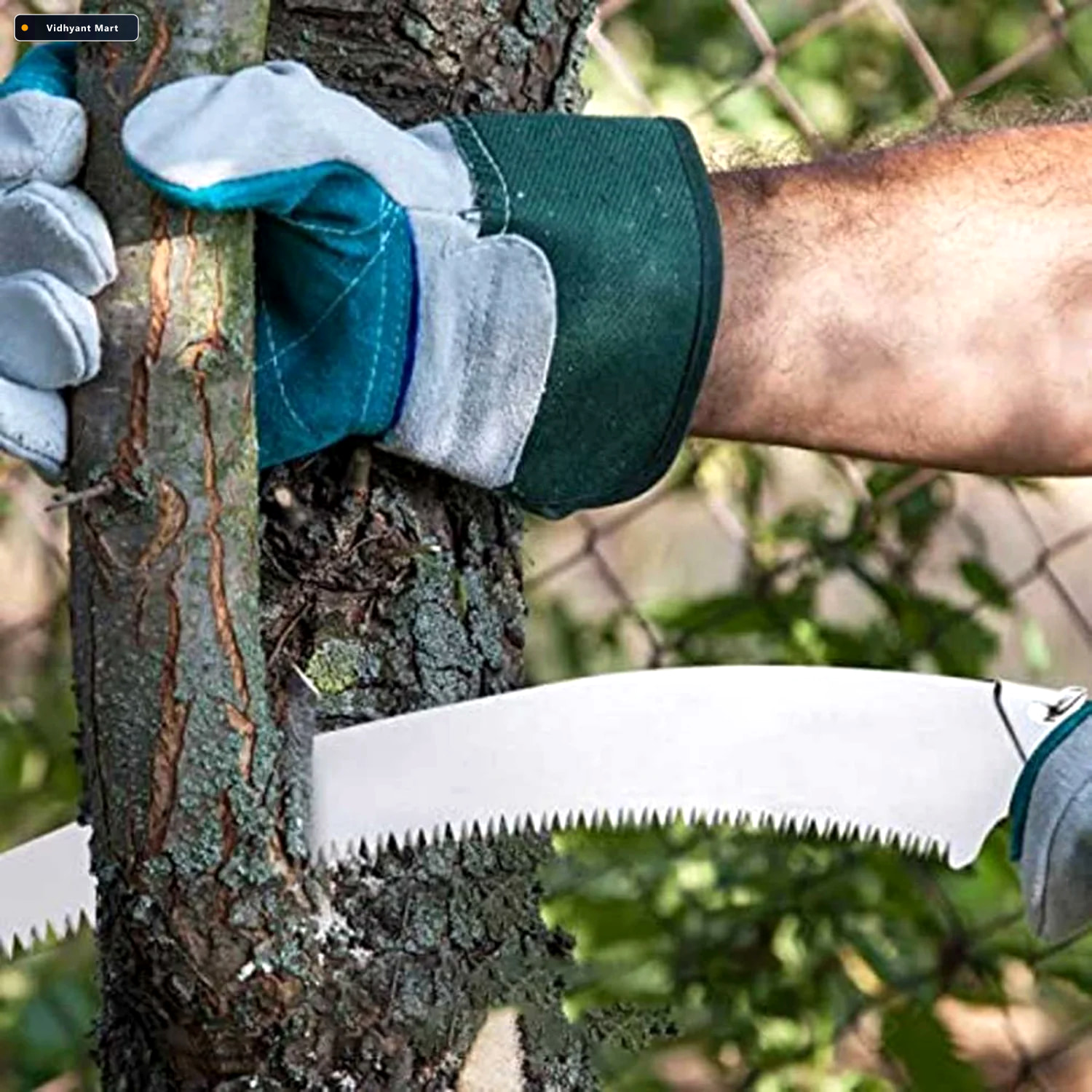 Vidhyant Mart Garden And Outdoor Hand Saw 50 Cm With Cover For B 3