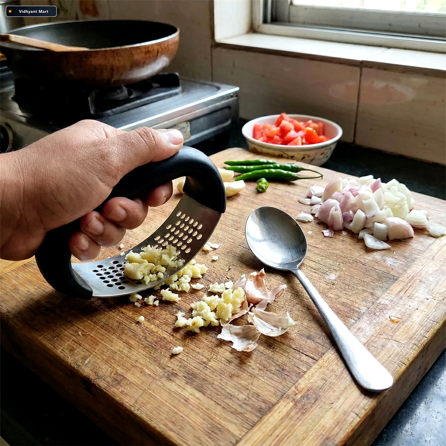 Vidhyant Mart Garlic Press Tool Heavy Duty Ergonomic Kitchen Set 2