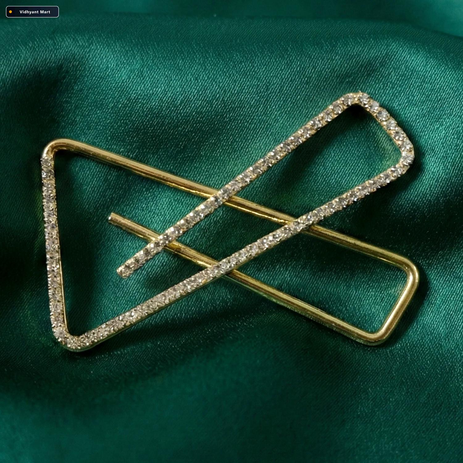 Vidhyant Mart Golden Crystal Triangle Saree Safety Pin Elegant F 3