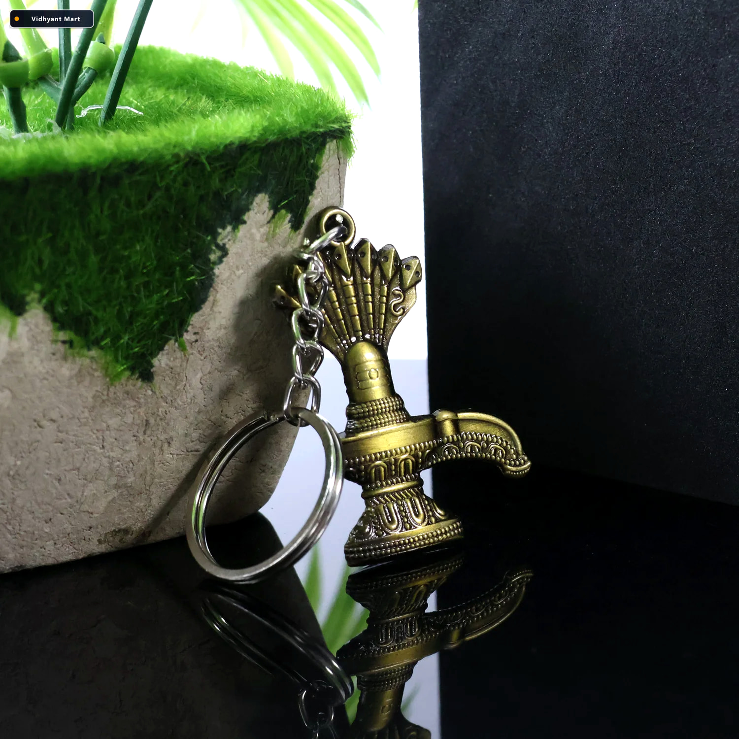 Vidhyant Mart Lord Shiva Shivaling Metal Keychain Durable Spirit 2