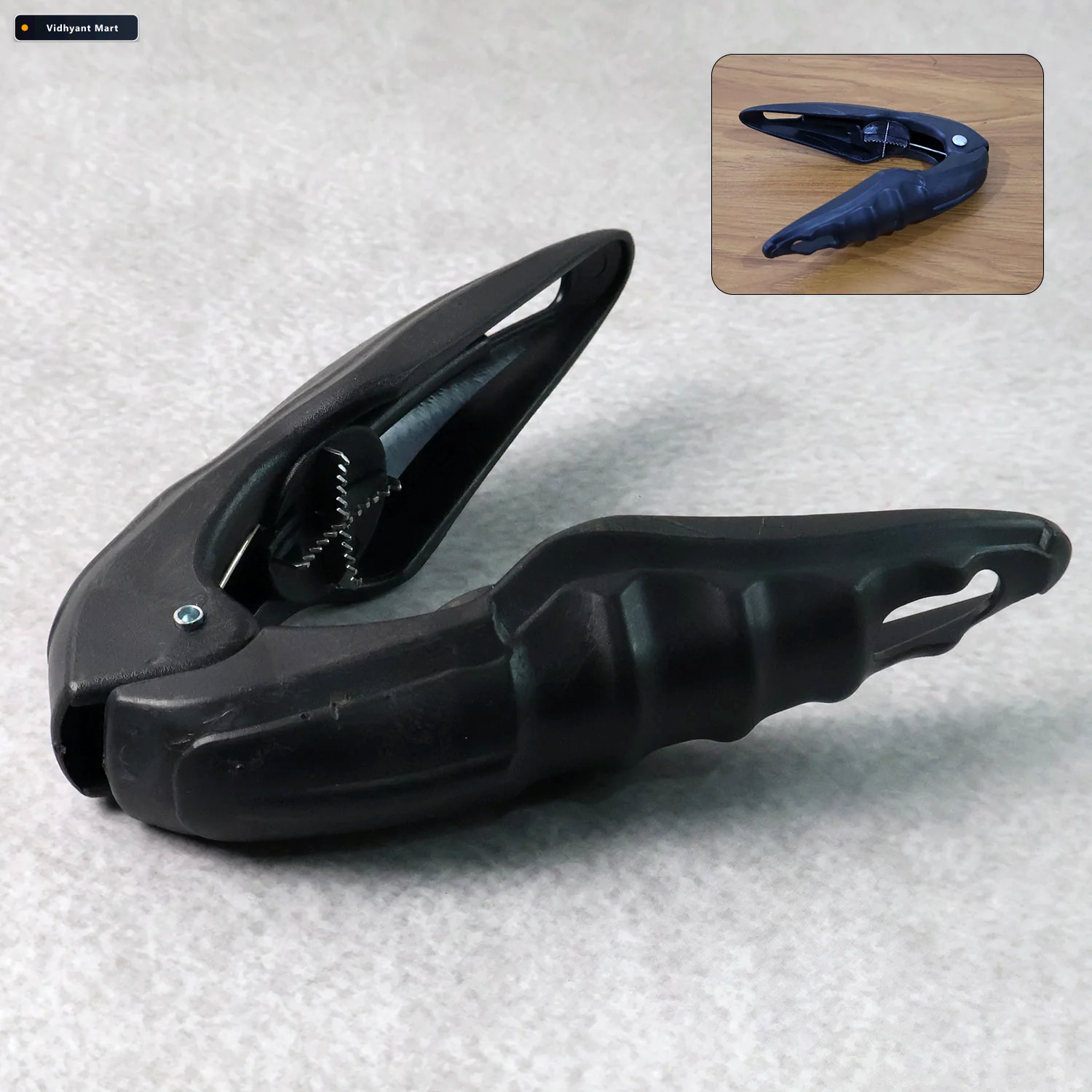 Vidhyant Mart Nut Seafood Cracker Tool Heavy Duty Strong Grip 1