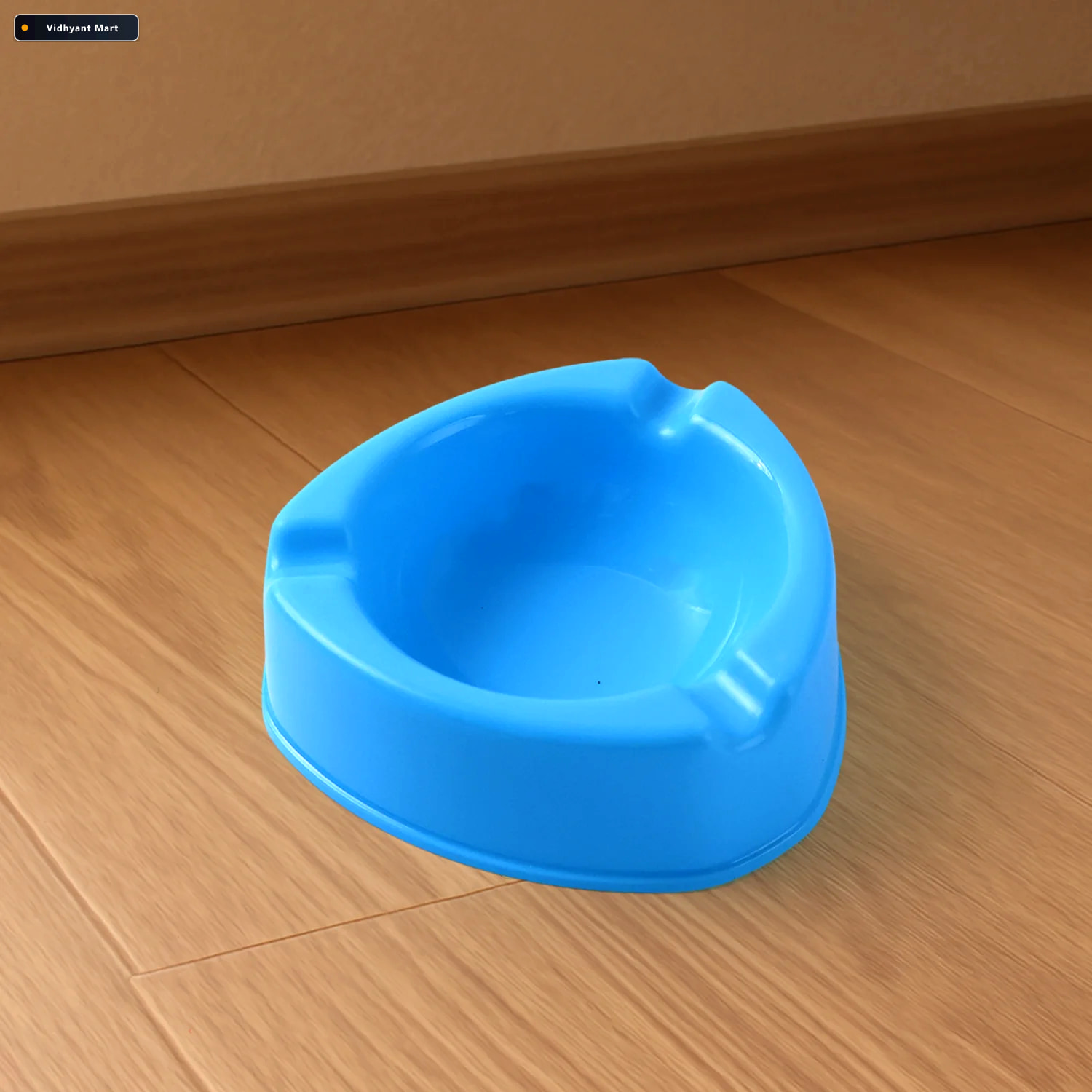 Vidhyant Mart Plastic Ashtray Durable Wide Bowl With 3 Cigarette 4