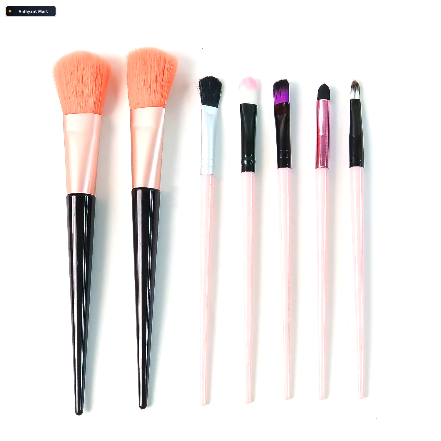 Vidhyant Mart Professional Soft Makeup Brush Set 7 Pc With Trave 4